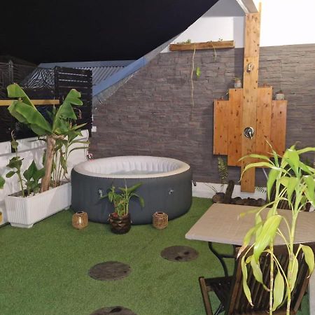 L'Oasis De Bk Apartment ปวงต์-ตา-ปิตร์ ภายนอก รูปภาพ